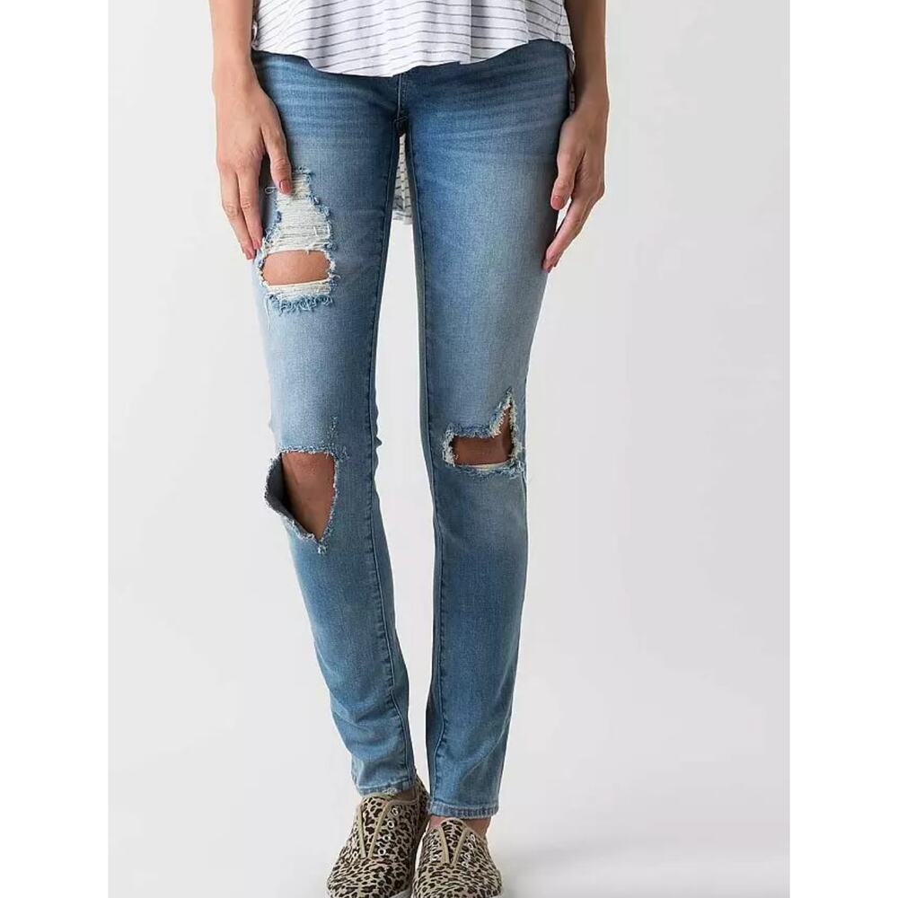 BlankNYC Classique Skinny distressed Denim light wash Jeans, 26